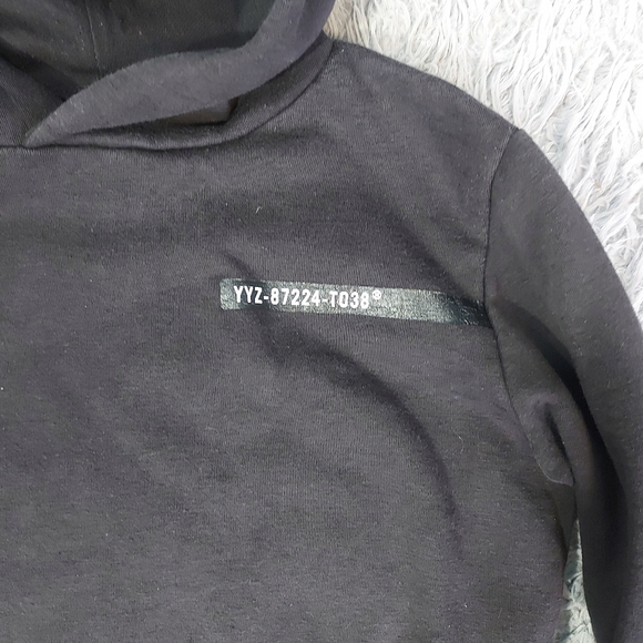 Urban ID Youth Black Hoodie Sweatshirt, Size Large (14) - Picture 3 of 10